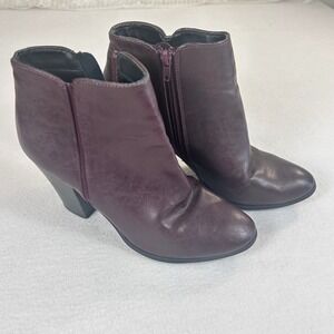 City Classified Burgundy Faux Leather Ankle Boots Block Heel Side Zip Womens 8.5